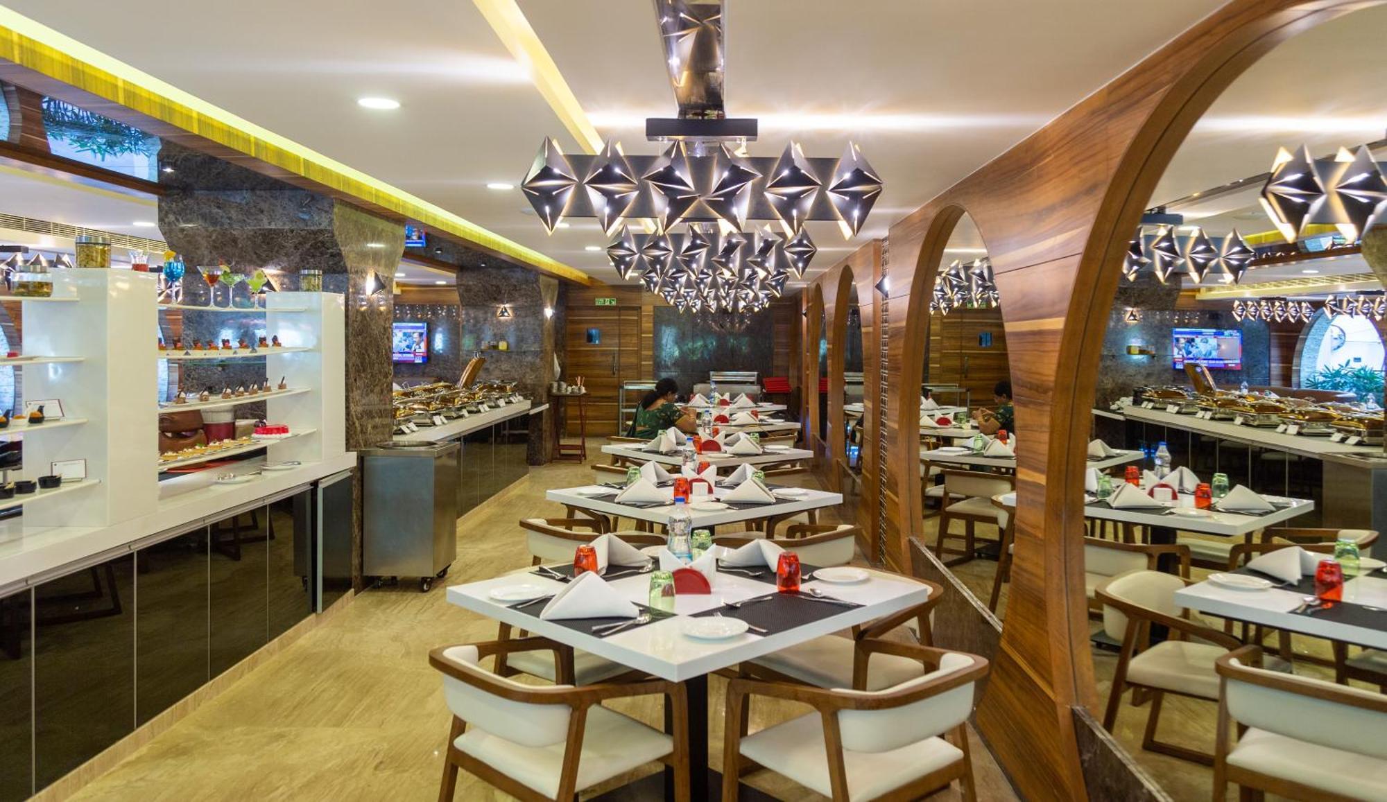 Hotel Park Elanza Τσενάι Εξωτερικό φωτογραφία