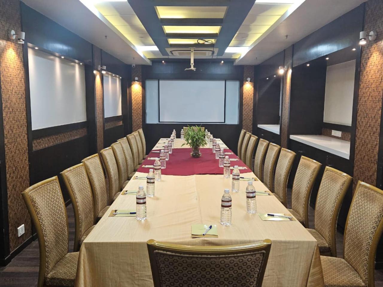 Hotel Park Elanza Τσενάι Εξωτερικό φωτογραφία